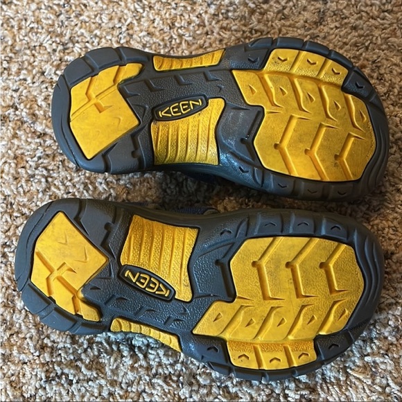 KEEN Children Newport H2 Size 13 Sandals - Picture 6 of 7